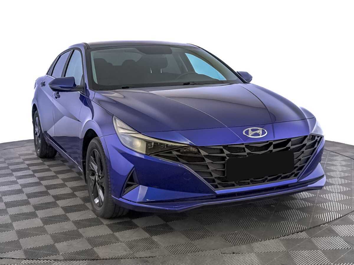 Купить Hyundai Elantra с пробегом. Фото: #2