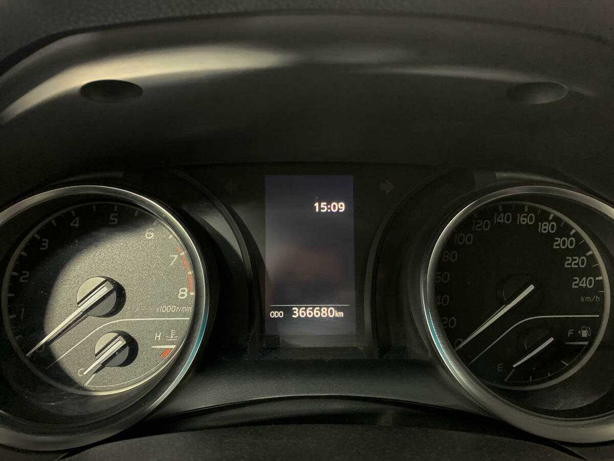 Купить Toyota Camry с пробегом. Фото: #11