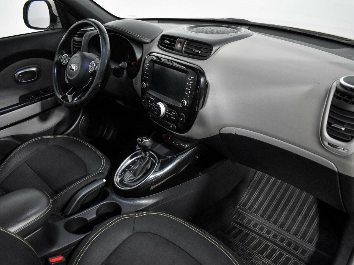 Купить Kia Soul с пробегом. Фото: #14
