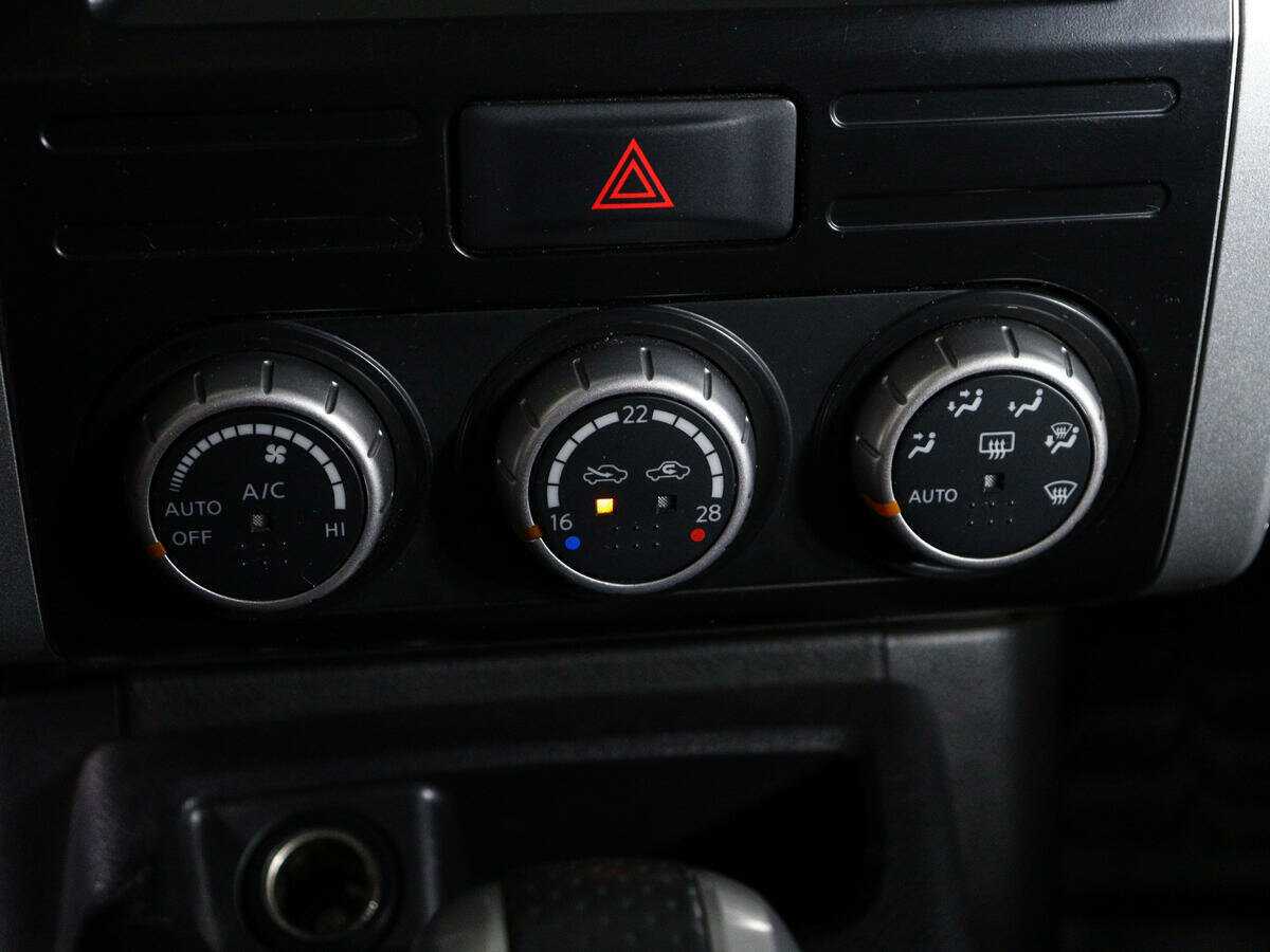 Купить Nissan X-Trail с пробегом. Фото: #17