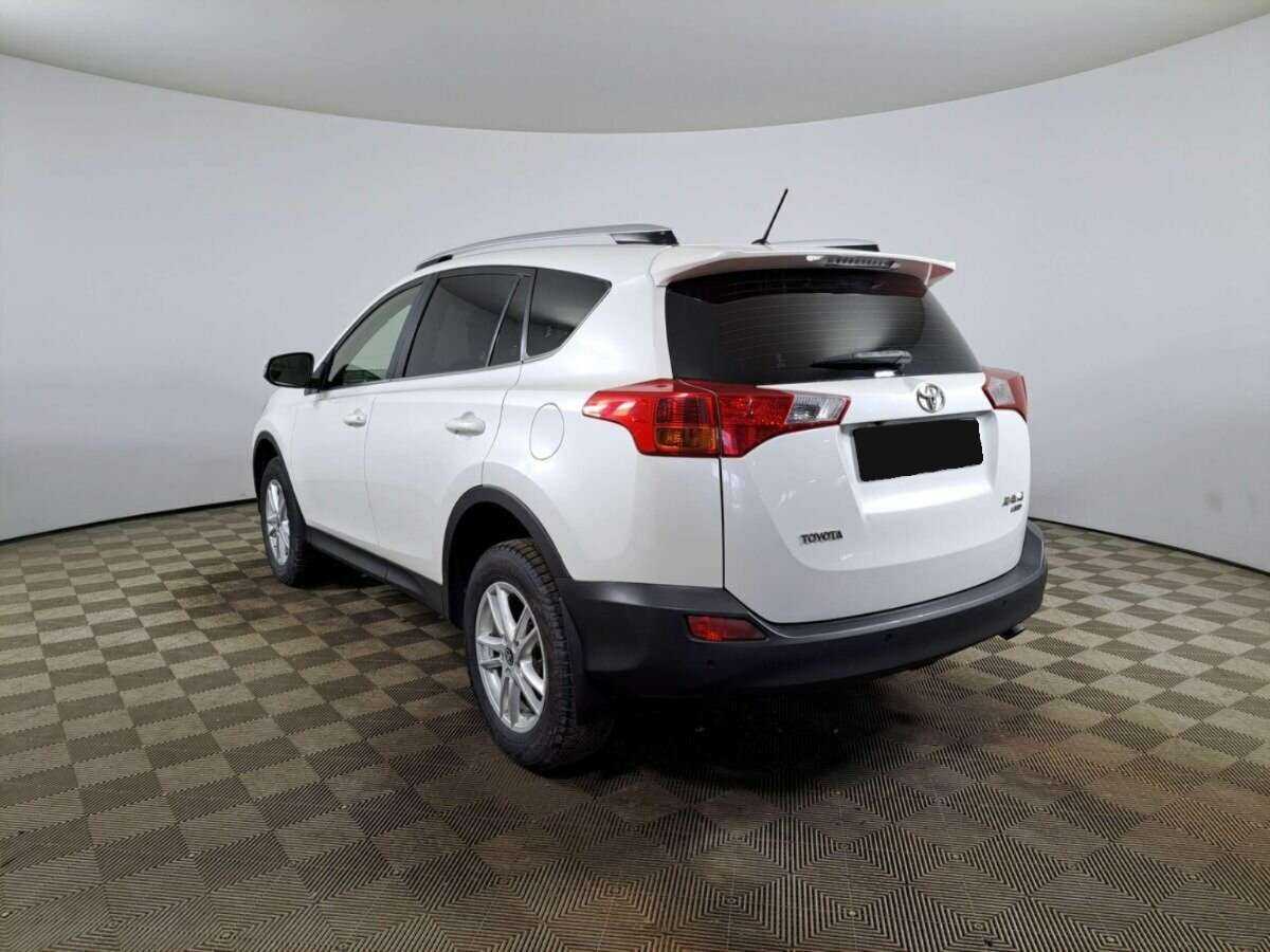 Купить Toyota RAV4 с пробегом. Фото: #6