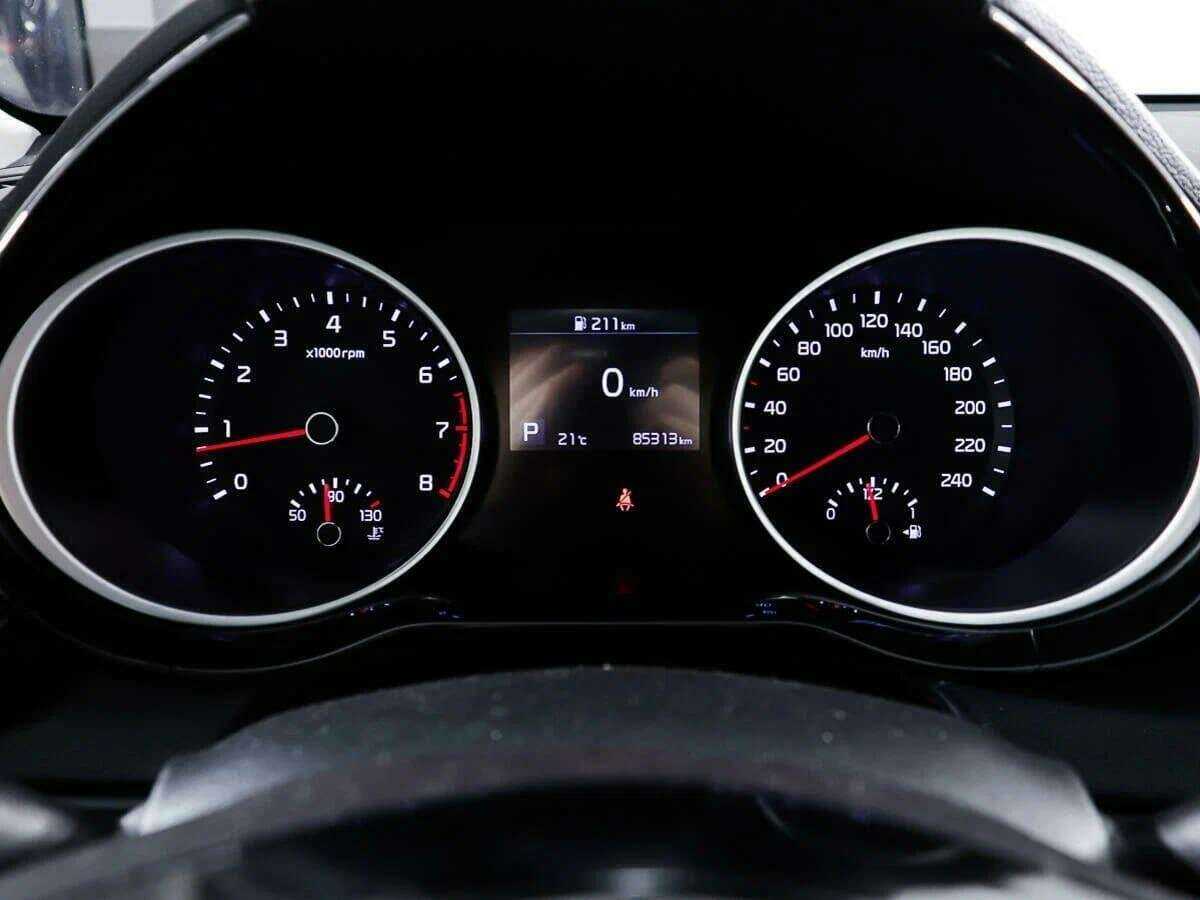 Купить Kia Ceed с пробегом. Фото: #8