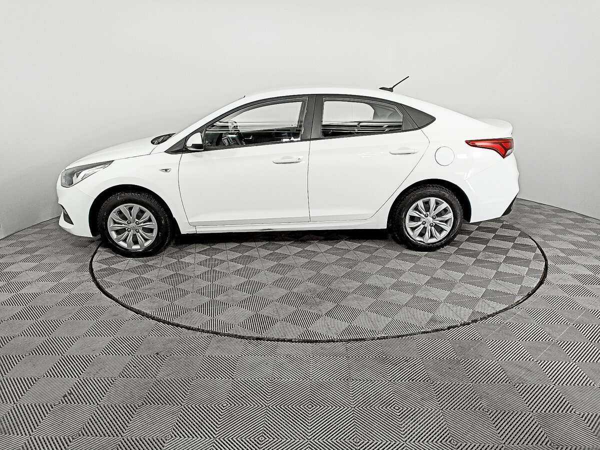 Купить Hyundai Solaris с пробегом. Фото: #7
