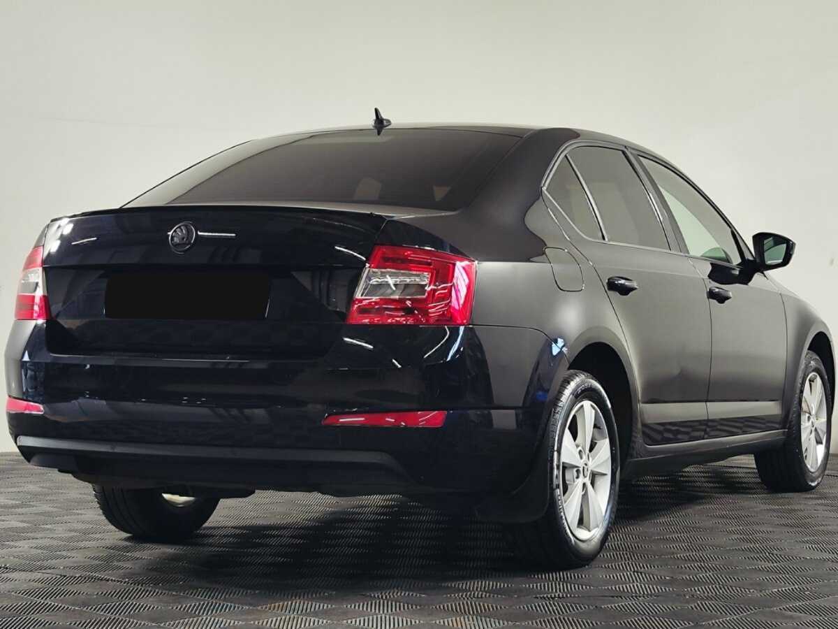 Купить Skoda Octavia с пробегом. Фото: #3