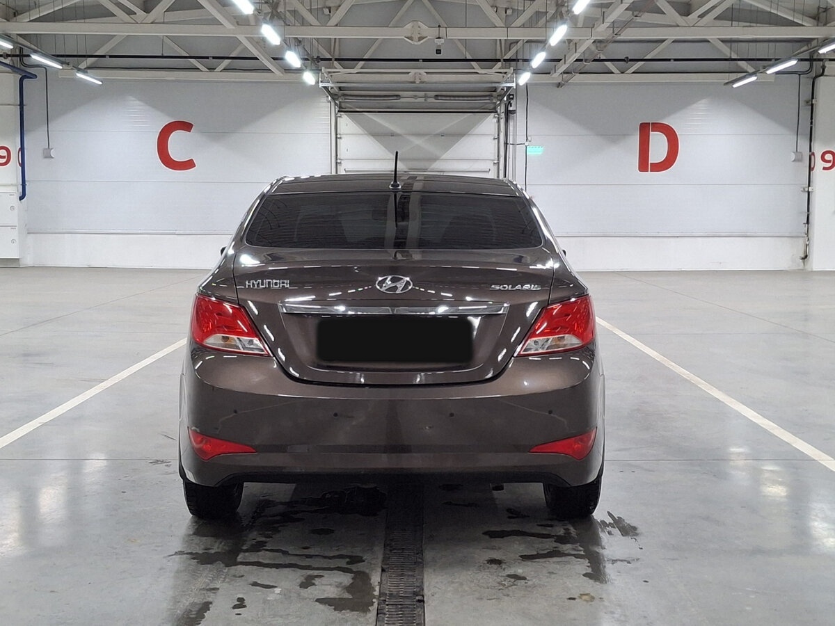 Купить Hyundai Solaris с пробегом. Фото: #5