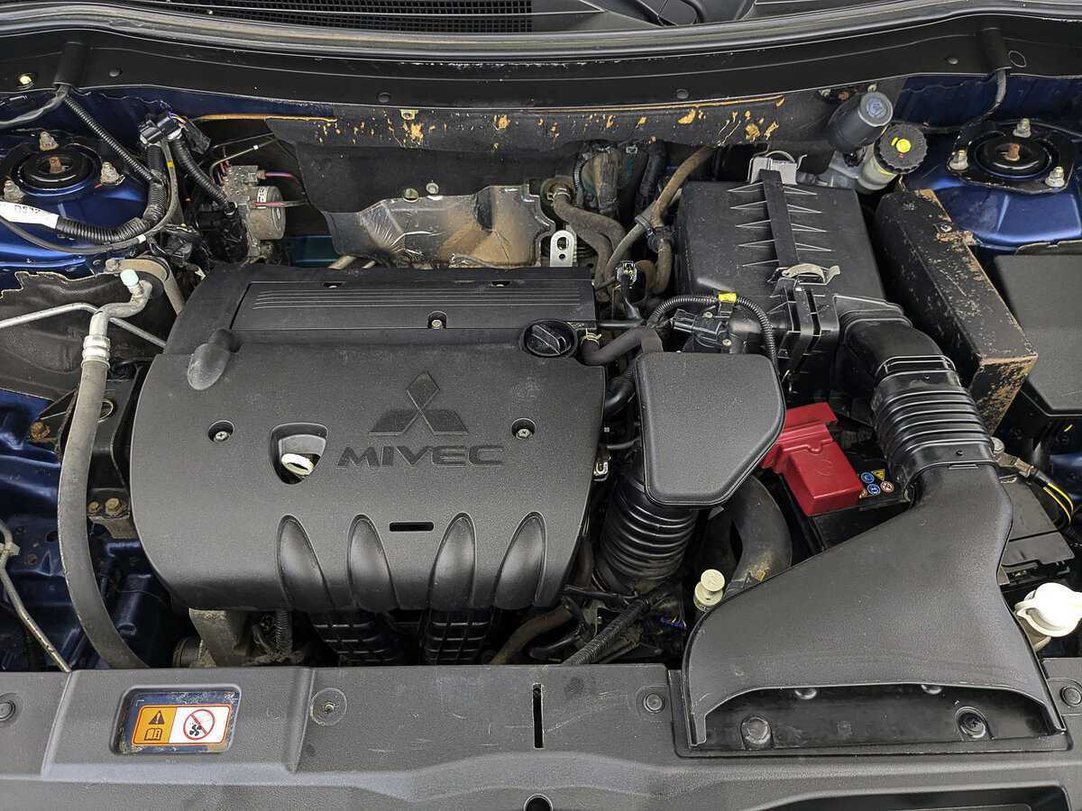 Купить Mitsubishi Outlander с пробегом. Фото: #8