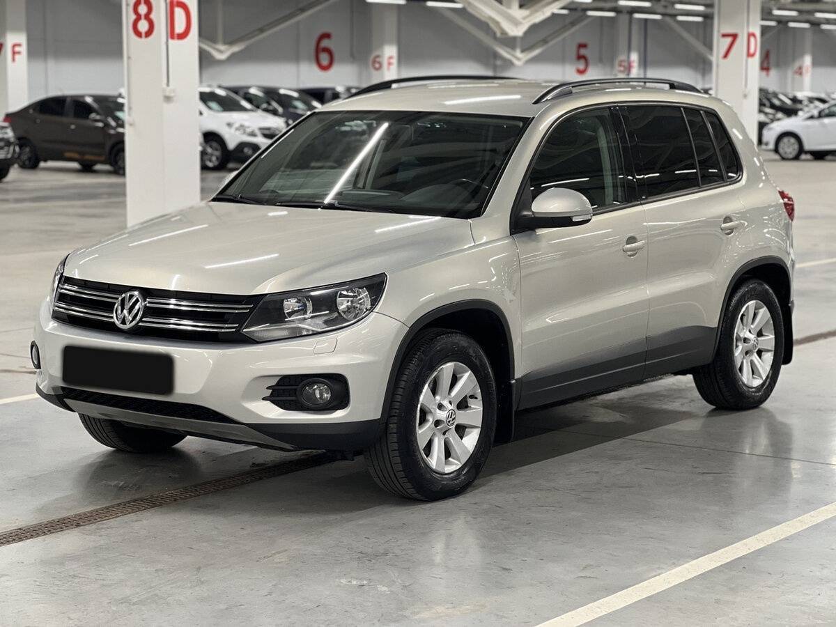 Купить Volkswagen Tiguan с пробегом. Посмотреть фото