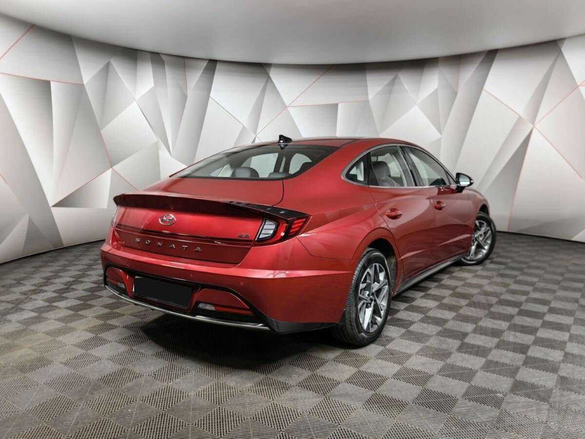 Купить Hyundai Sonata с пробегом. Посмотреть фото