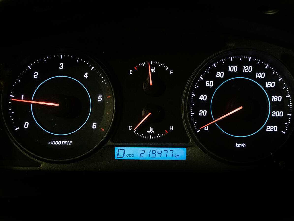 Купить Chevrolet Captiva с пробегом. Фото: #17