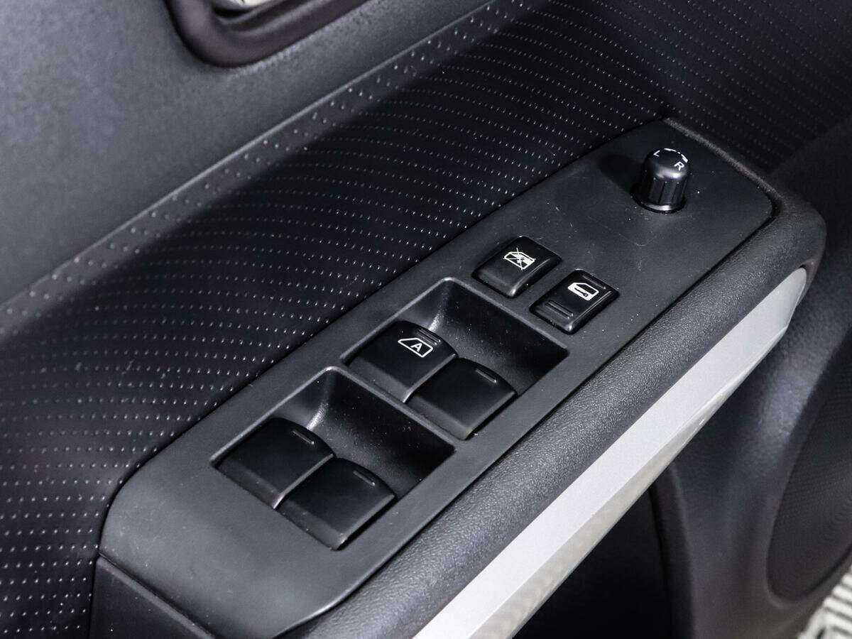 Купить Nissan X-Trail с пробегом. Фото: #14