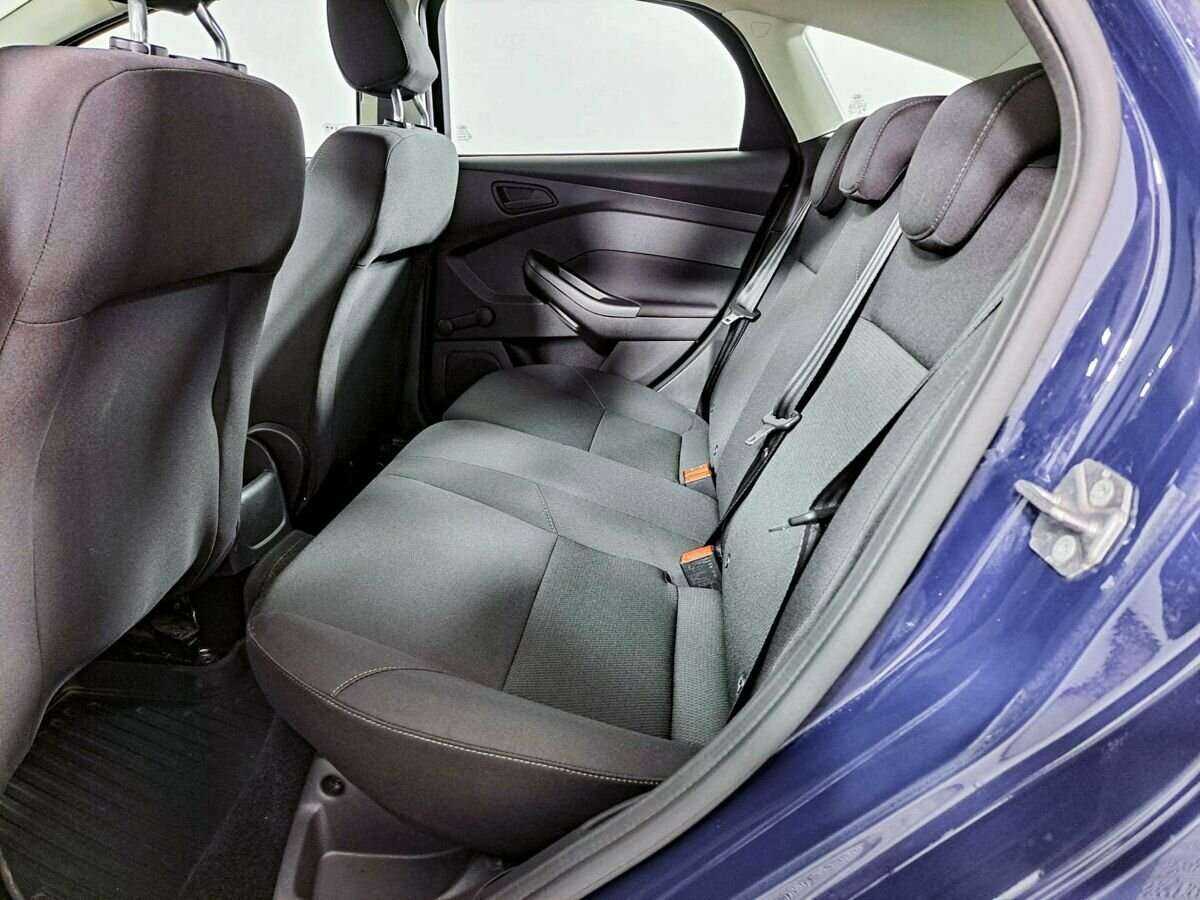 Купить Ford Focus с пробегом. Фото: #9