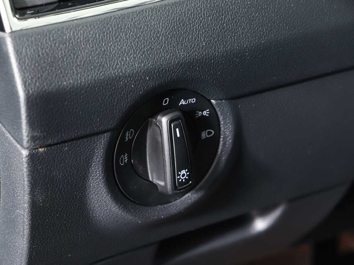 Купить Skoda Octavia с пробегом. Фото: #15