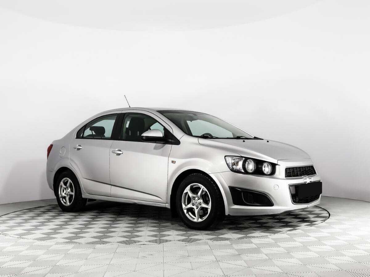 Купить Chevrolet Aveo с пробегом. Фото: #2