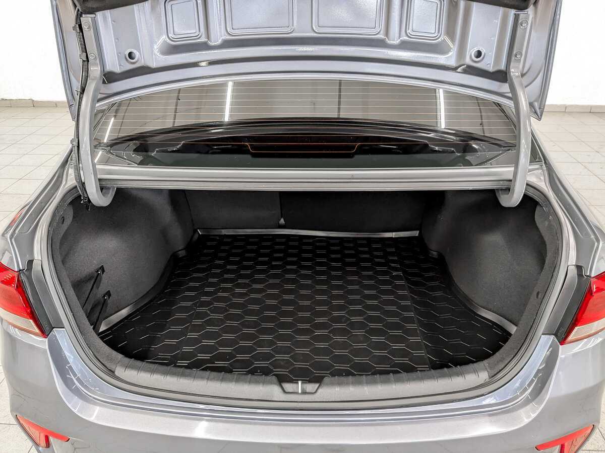 Купить Kia Rio с пробегом. Фото: #9