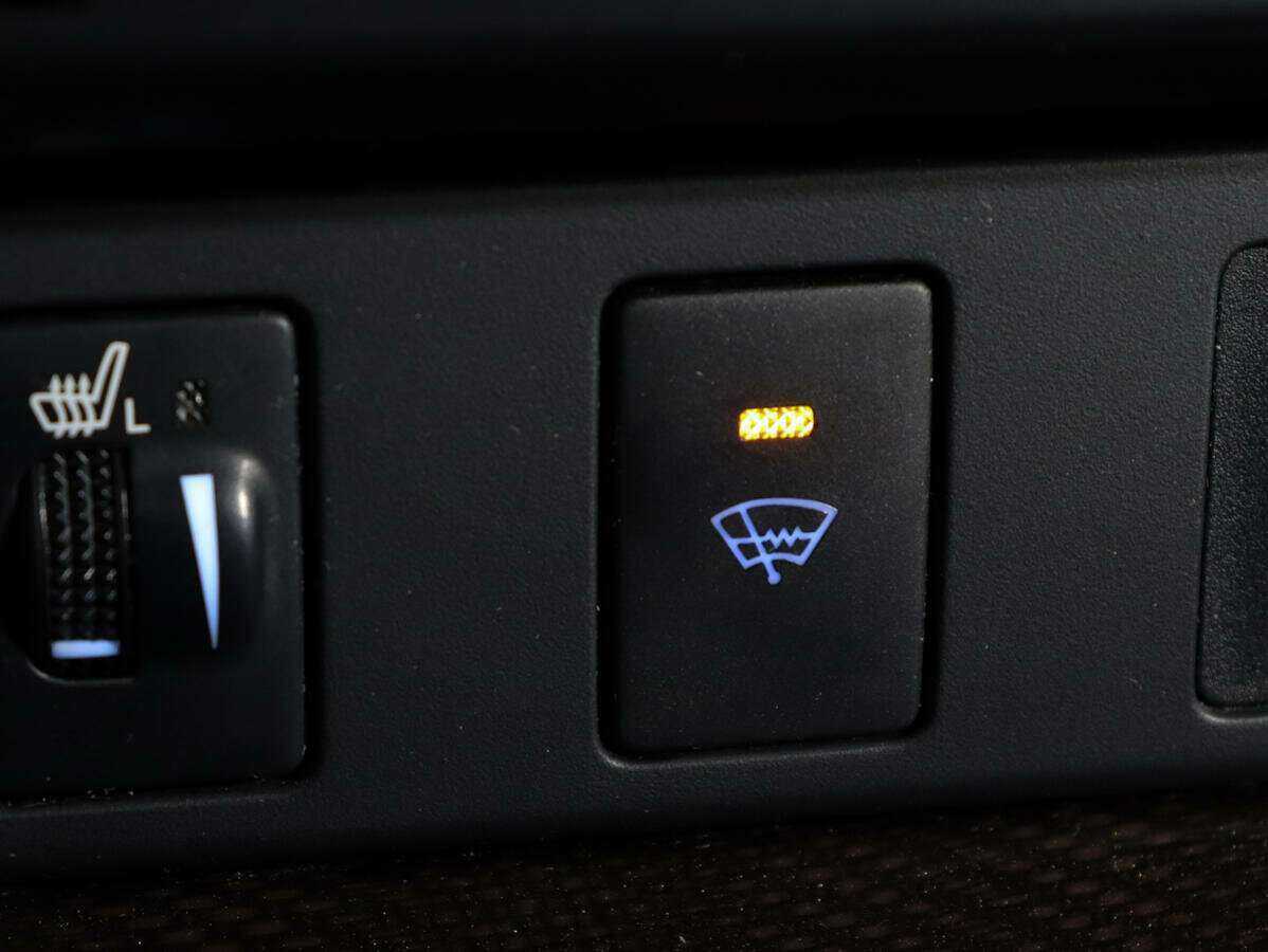 Купить Toyota Camry с пробегом. Фото: #14