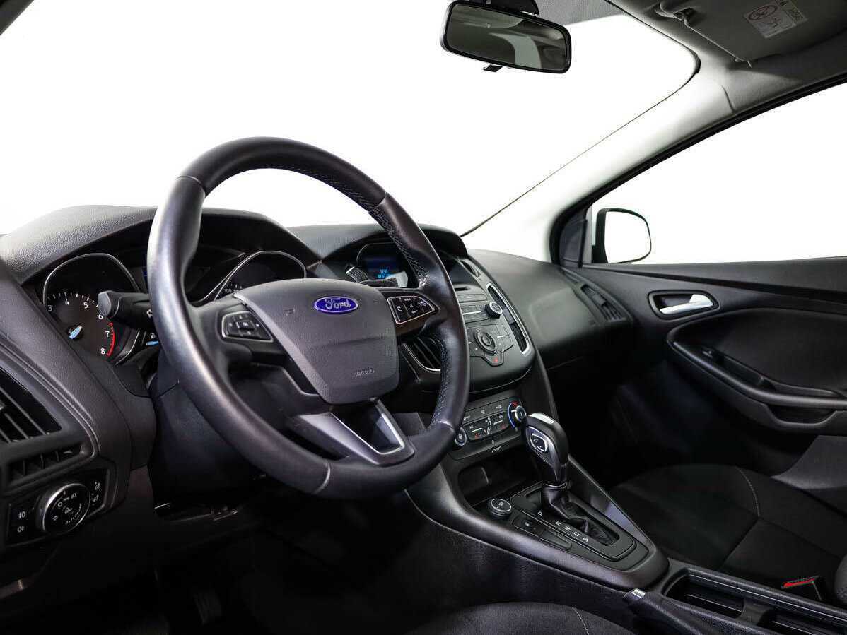 Купить Ford Focus с пробегом. Фото: #9