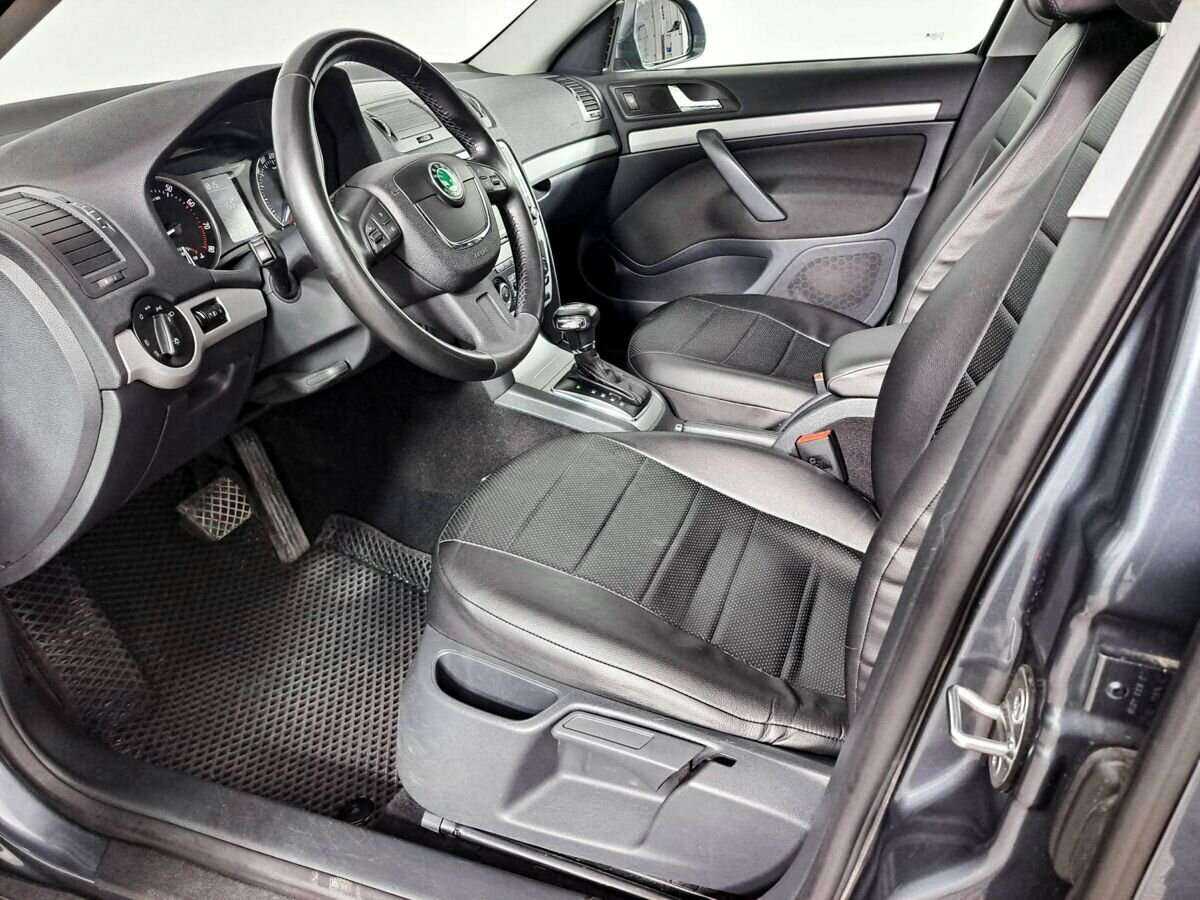 Купить Skoda Octavia с пробегом. Фото: #12