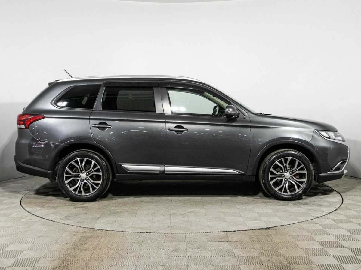 Купить Mitsubishi Outlander с пробегом. Фото: #3