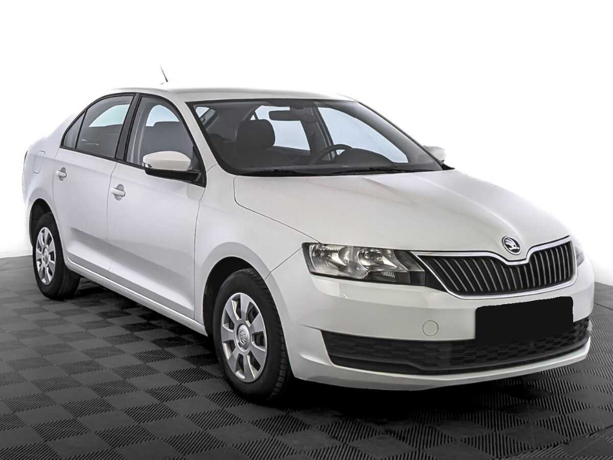 Купить Skoda Rapid с пробегом. Фото: #2