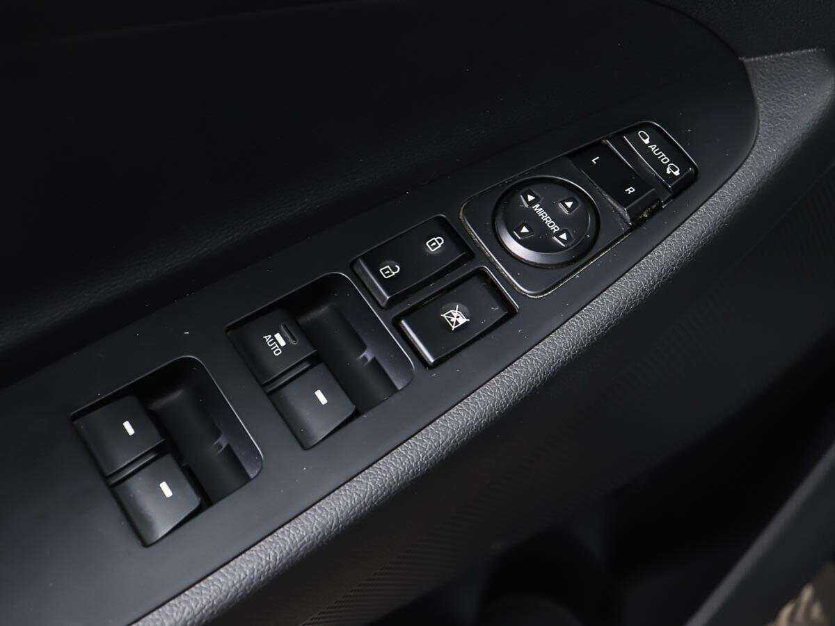 Купить Hyundai Tucson с пробегом. Фото: #15