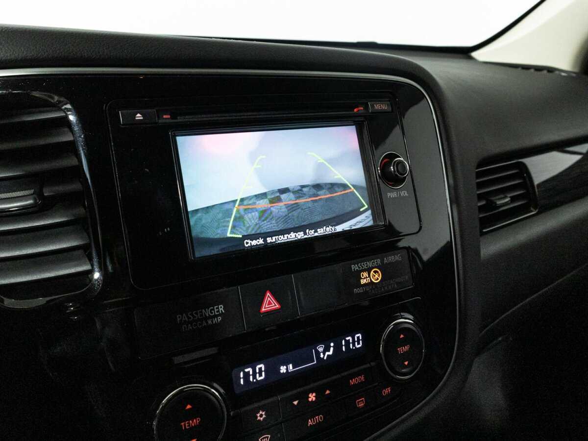Купить Mitsubishi Outlander с пробегом. Фото: #14