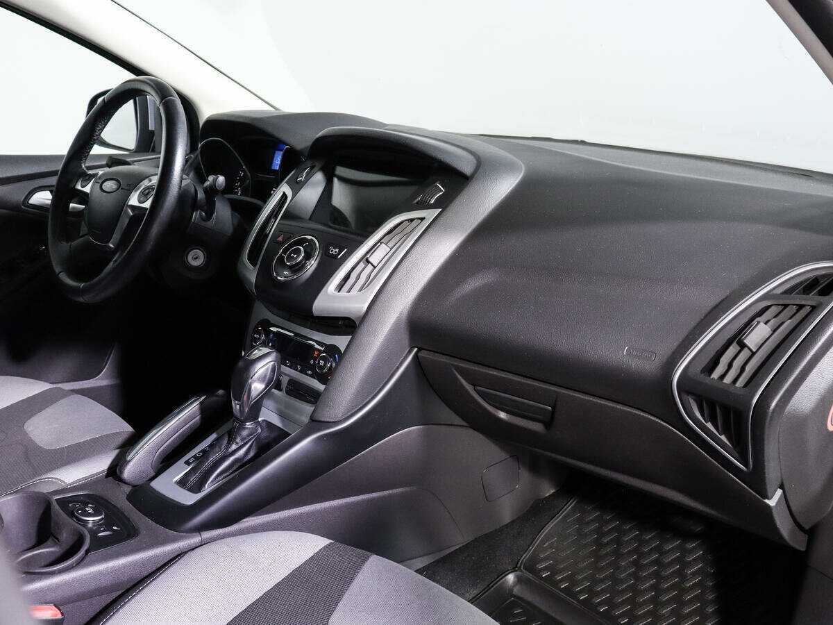 Купить Ford Focus с пробегом. Фото: #7