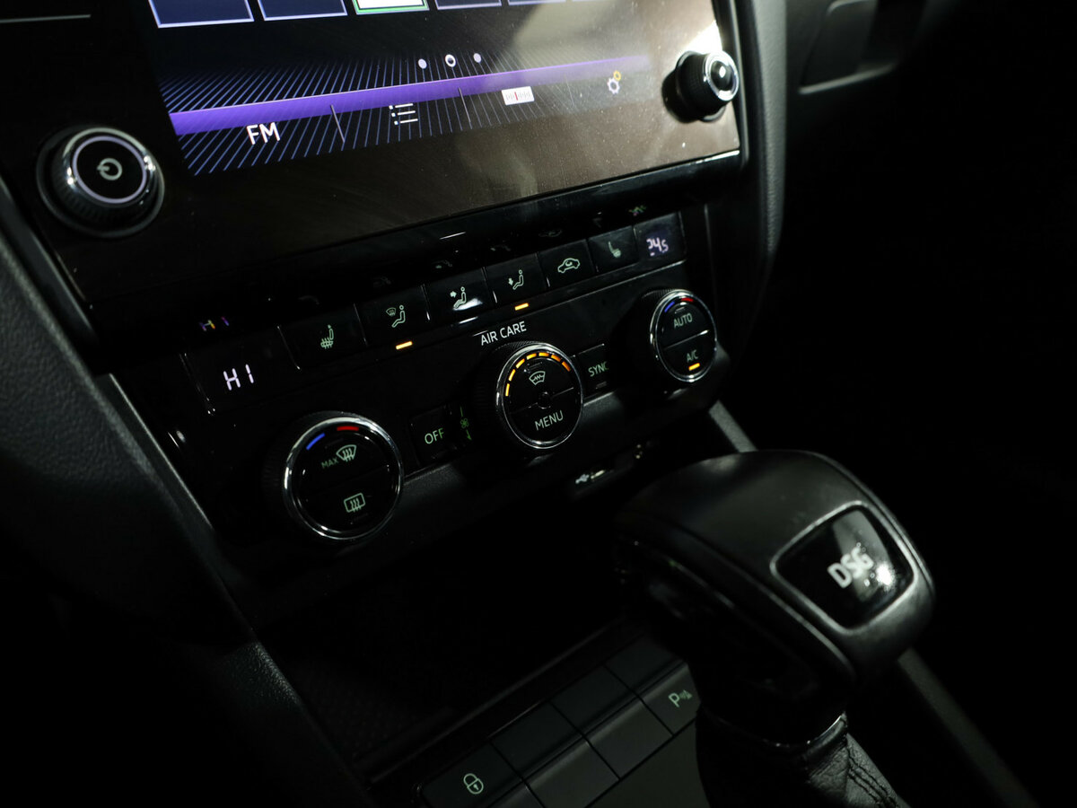 Купить Skoda Octavia с пробегом. Фото: #18