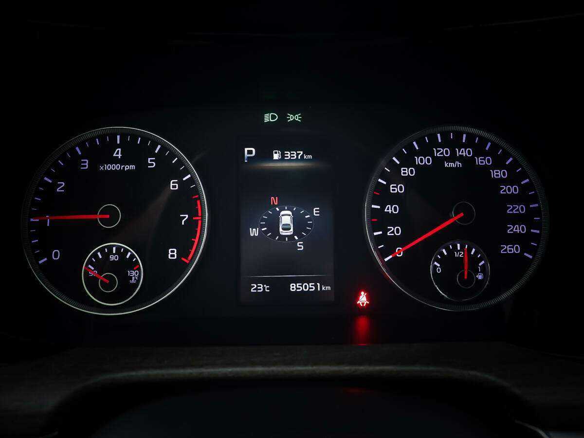 Купить Kia K5 с пробегом. Фото: #13