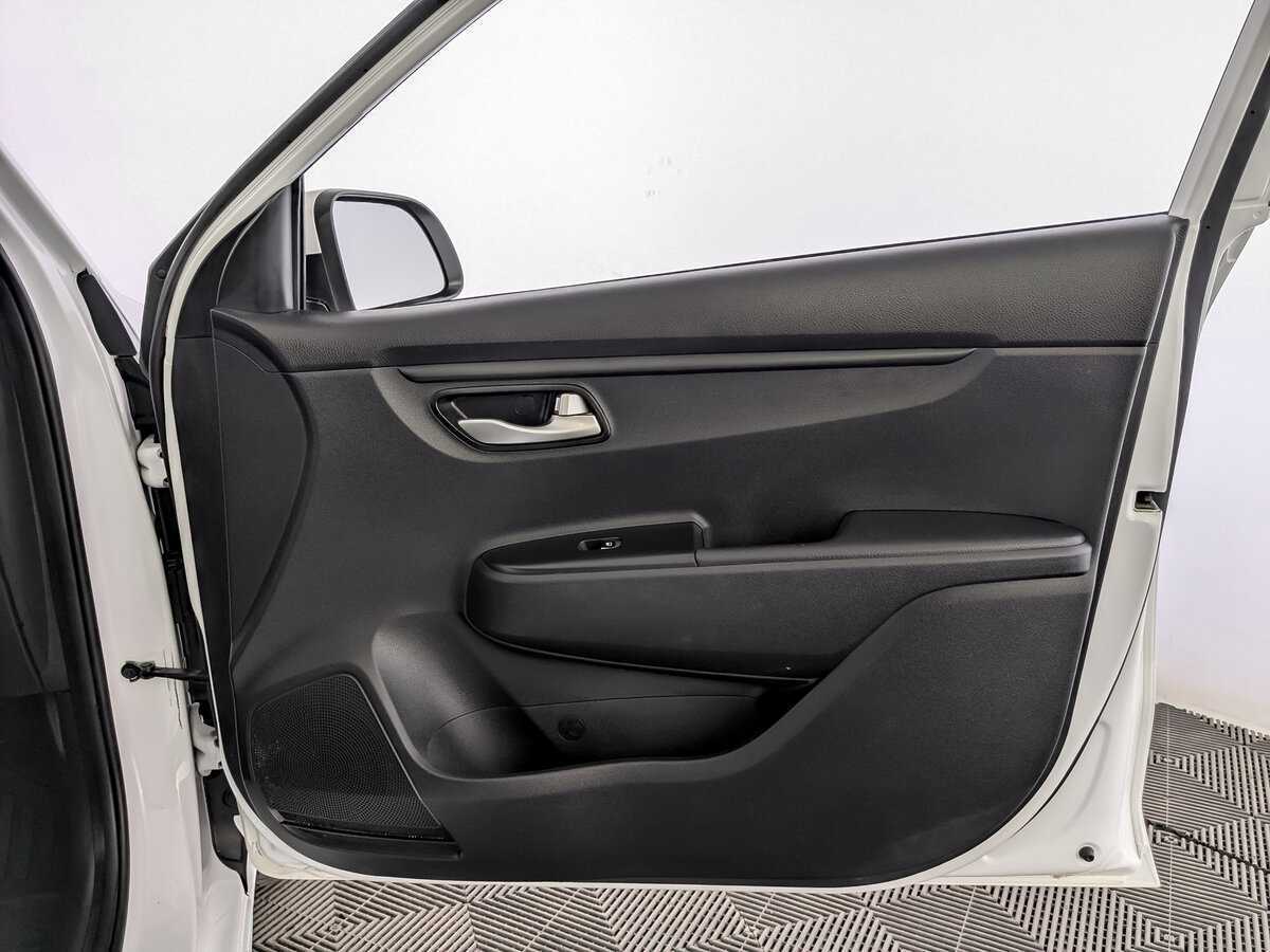 Купить Kia Rio с пробегом. Фото: #22