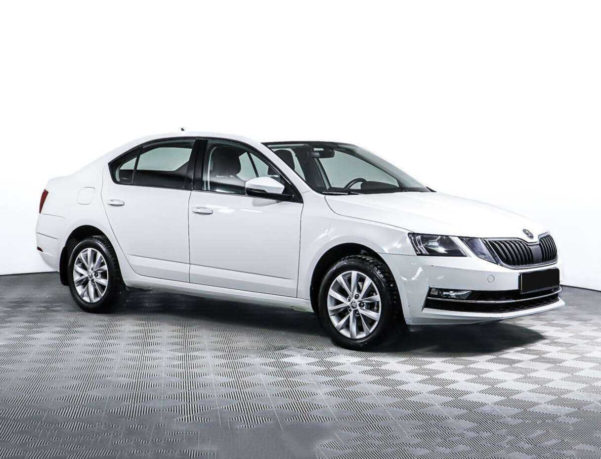Купить Skoda Octavia с пробегом. Фото: #2