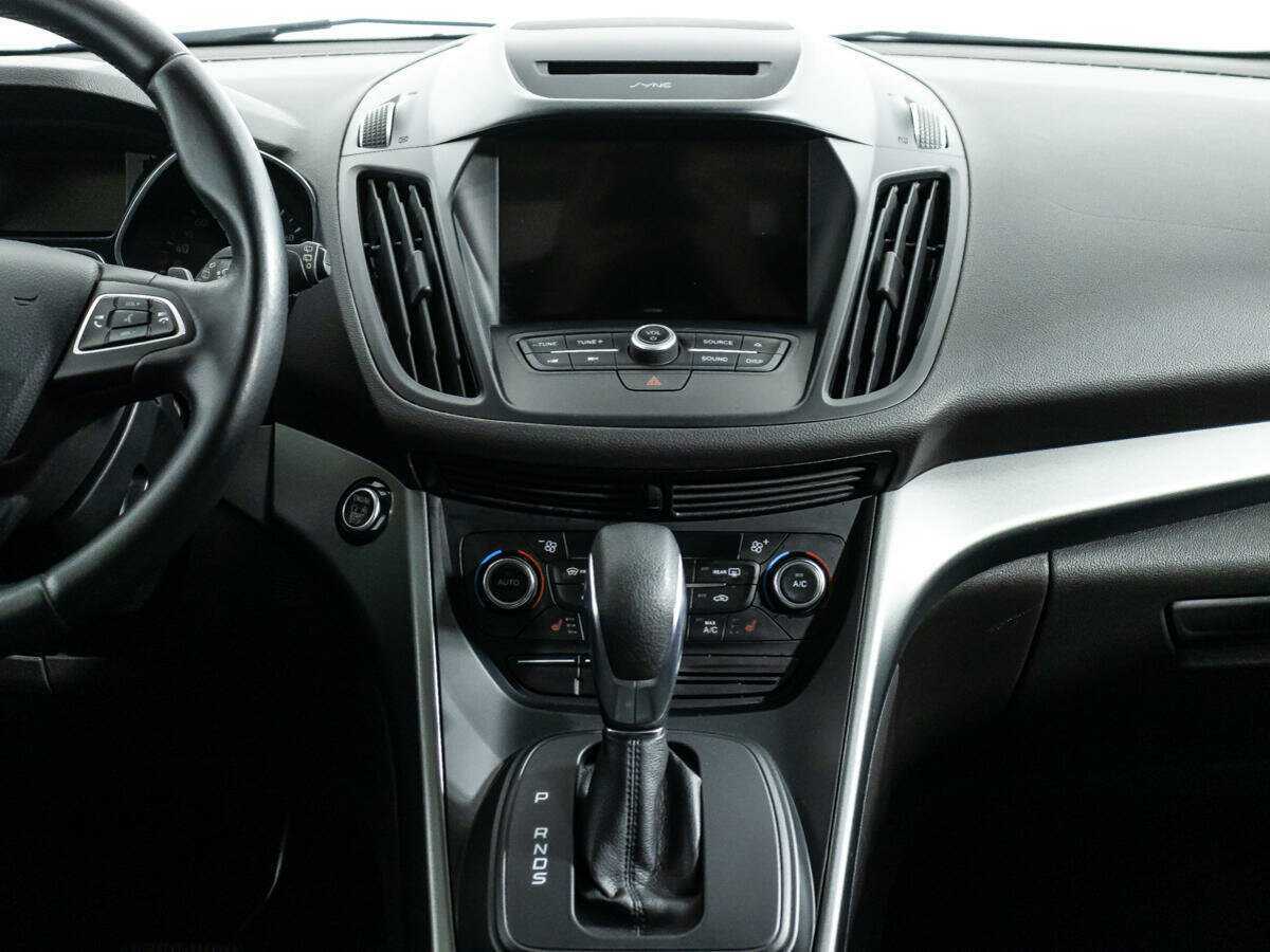 Купить Ford Kuga с пробегом. Фото: #13