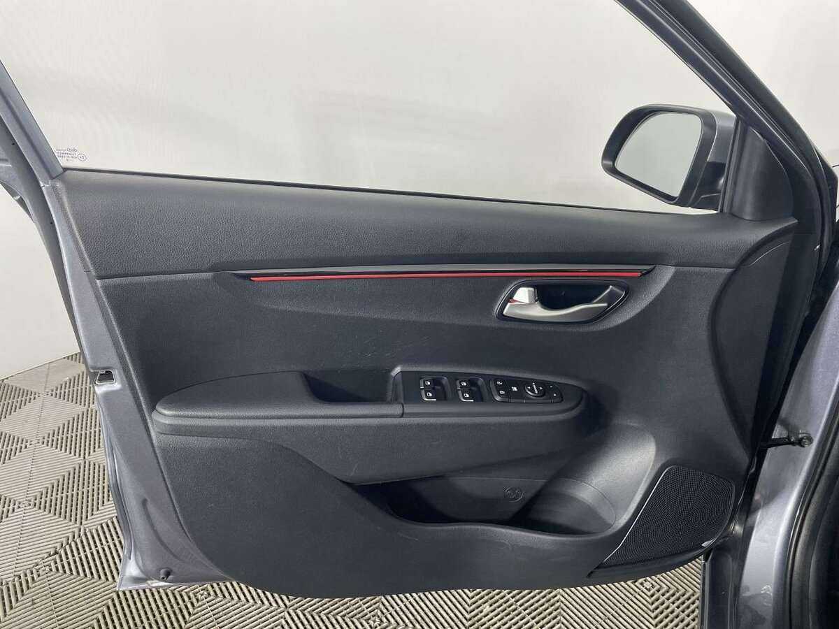 Купить Kia Rio с пробегом. Фото: #7