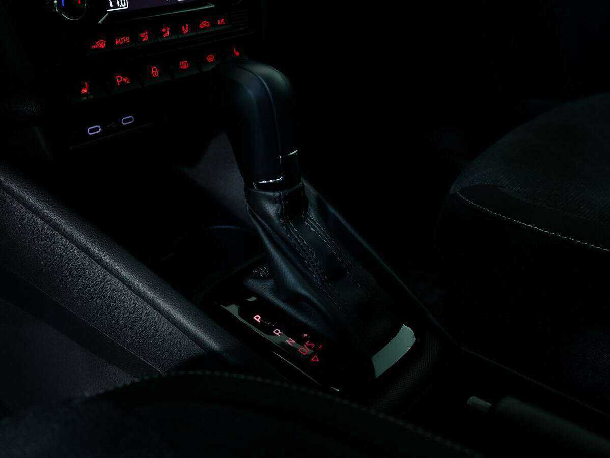 Купить Volkswagen Polo с пробегом. Фото: #15