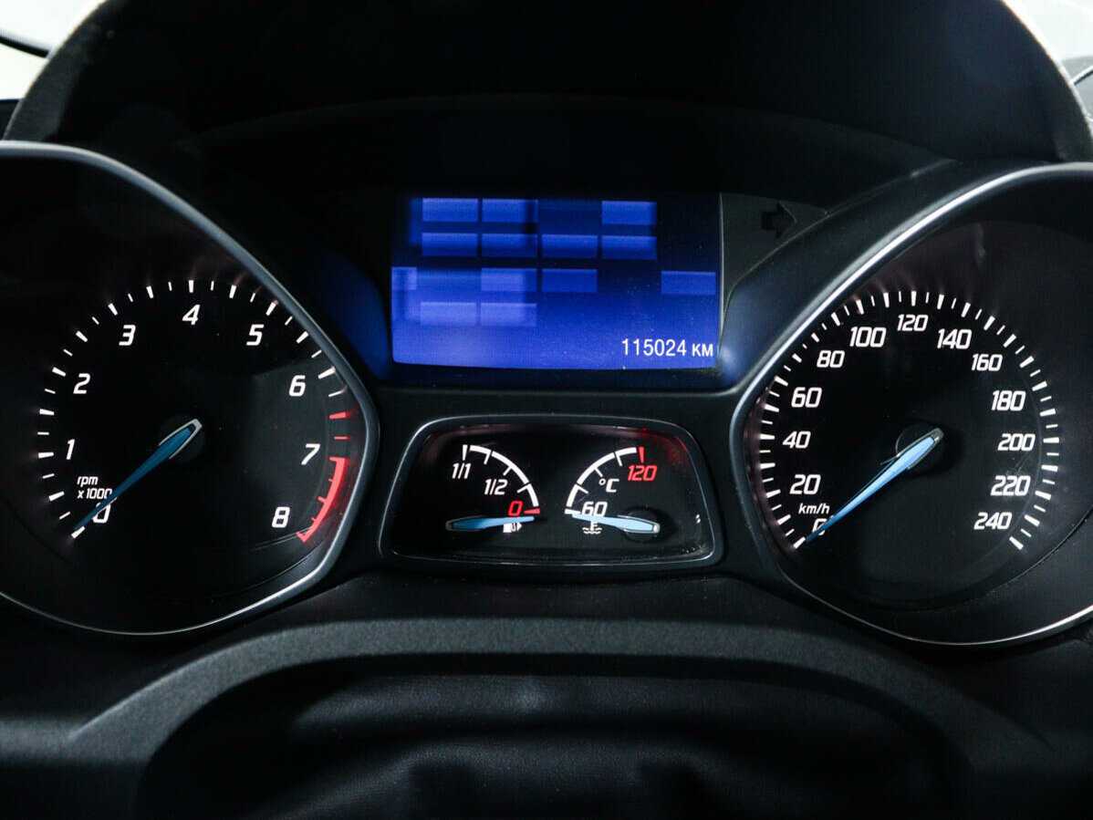 Купить Ford Kuga с пробегом. Фото: #9