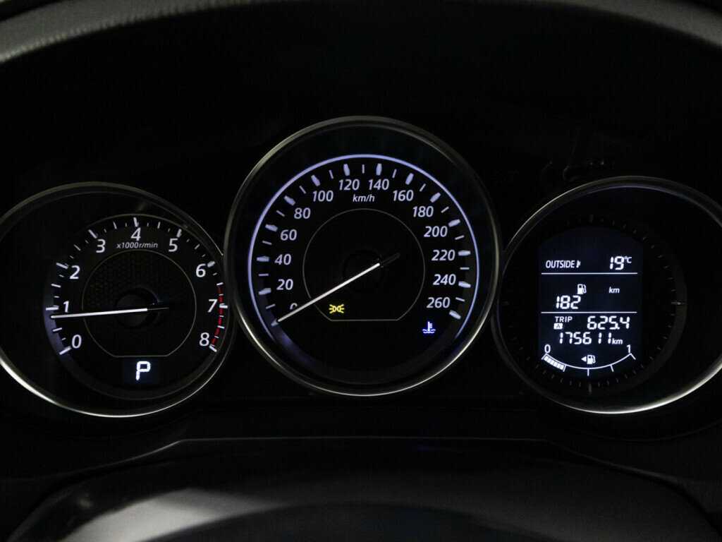 Купить Mazda 6 с пробегом. Фото: #11