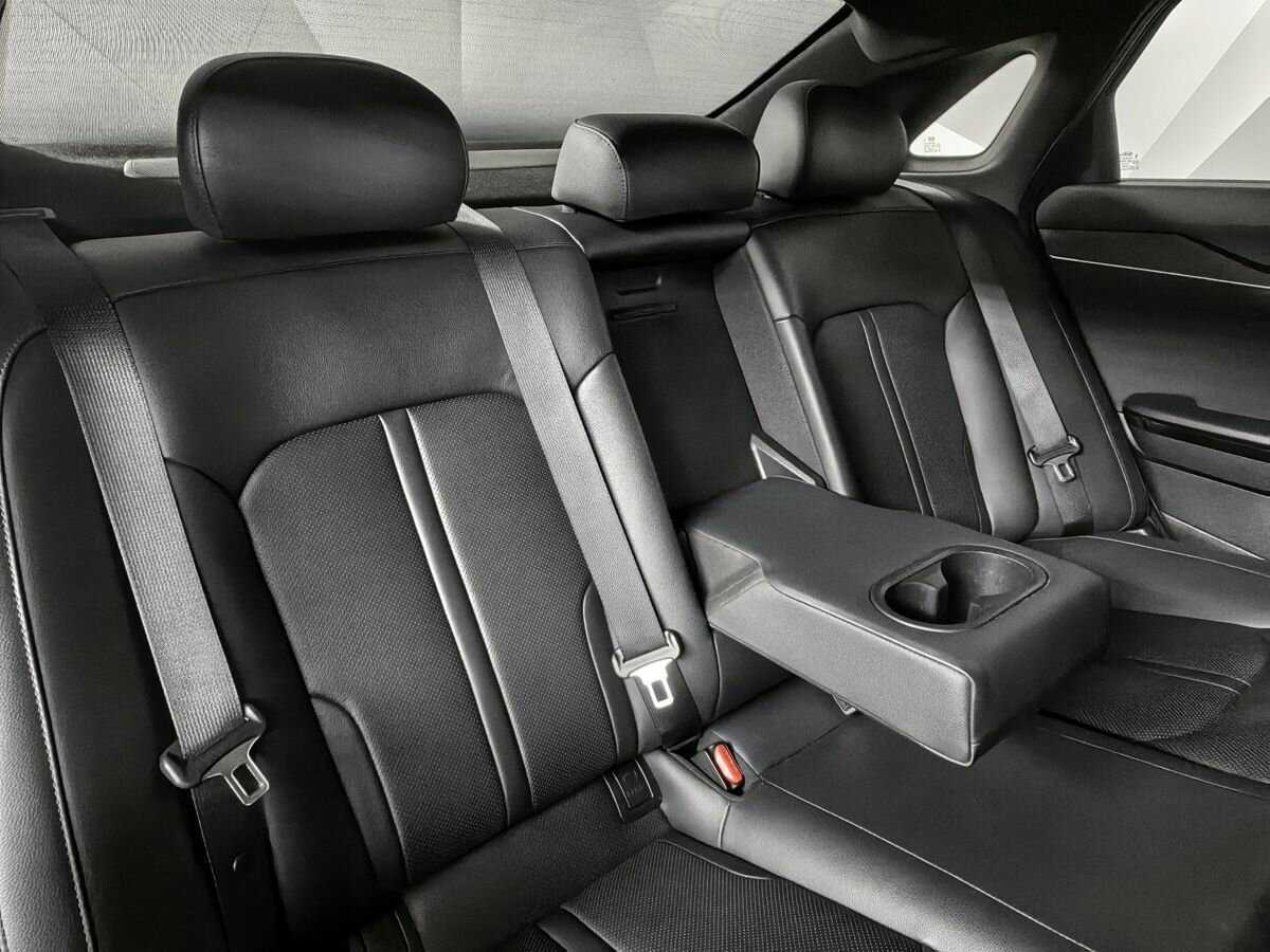 Купить Kia K5 с пробегом. Фото: #12