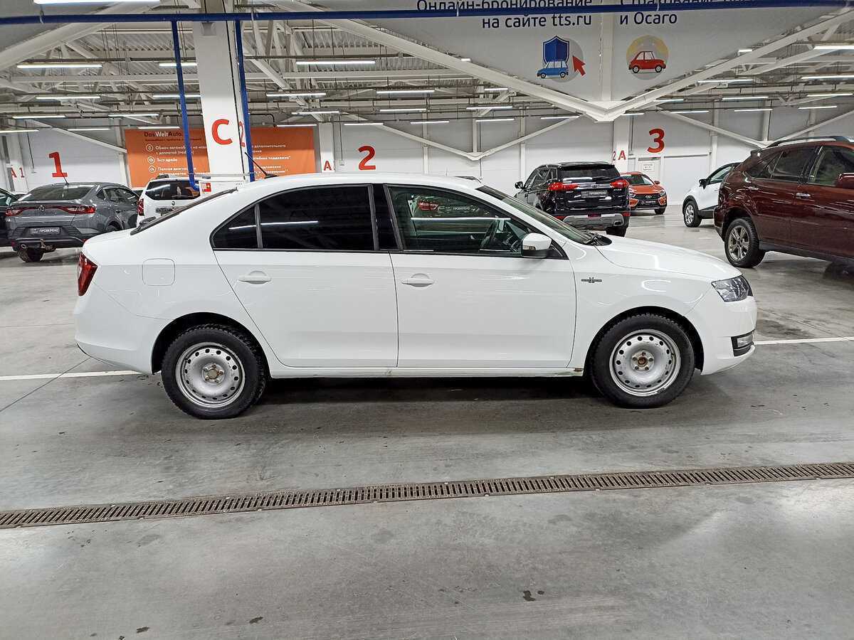 Купить Skoda Rapid с пробегом. Фото: #3