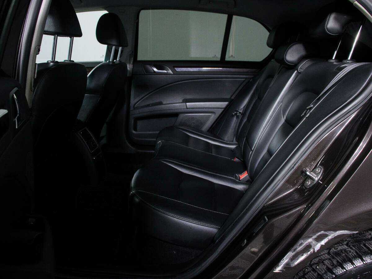 Купить Skoda Superb с пробегом. Фото: #8