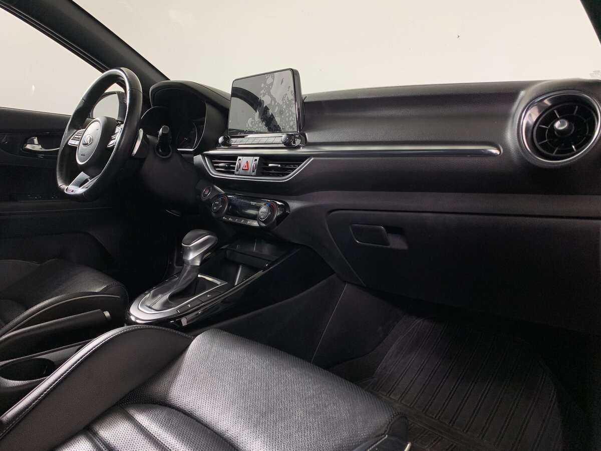 Купить Kia Cerato с пробегом. Фото: #10