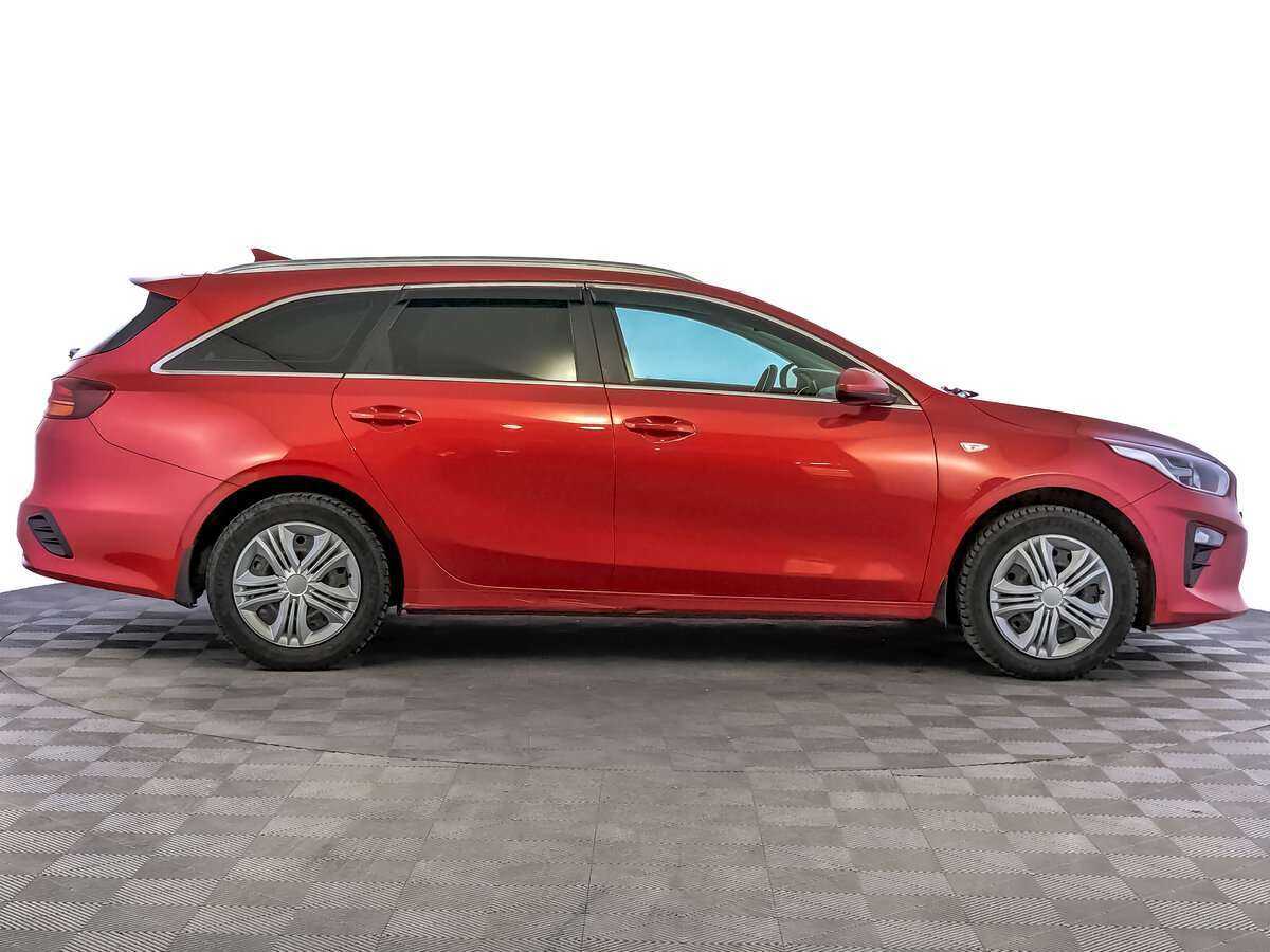Купить Kia Ceed с пробегом. Фото: #3