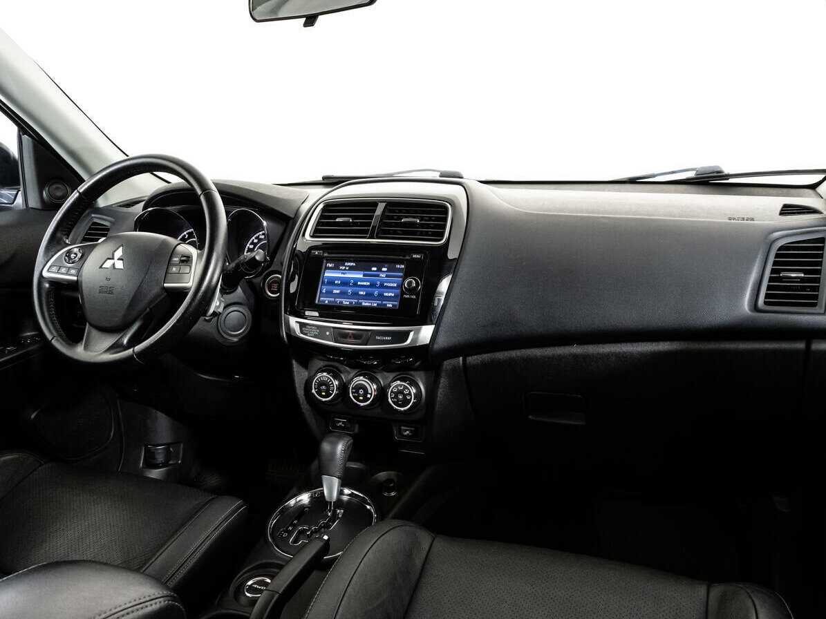 Купить Mitsubishi ASX с пробегом. Фото: #8