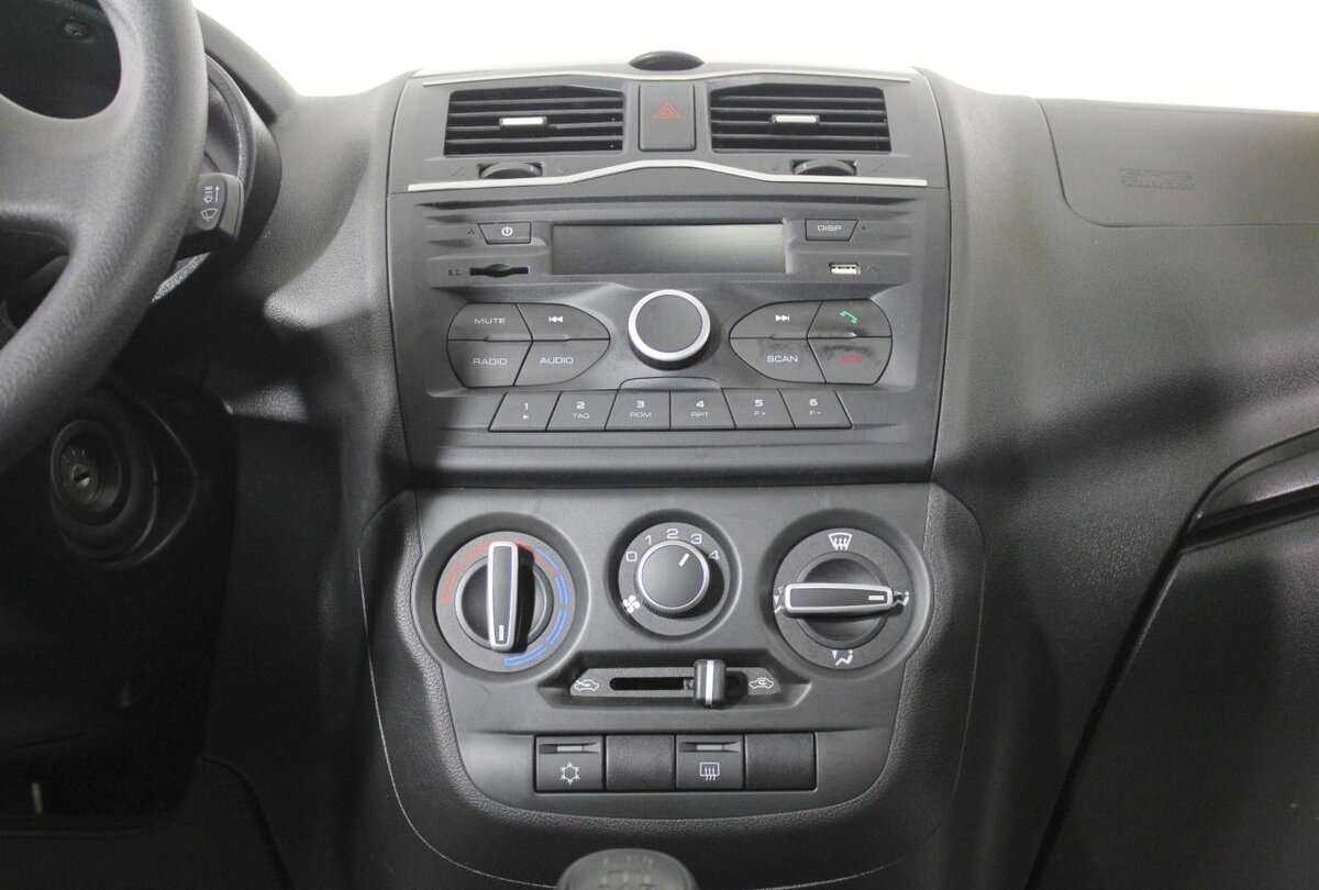 Купить Lada (ВАЗ) Granta с пробегом. Фото: #7