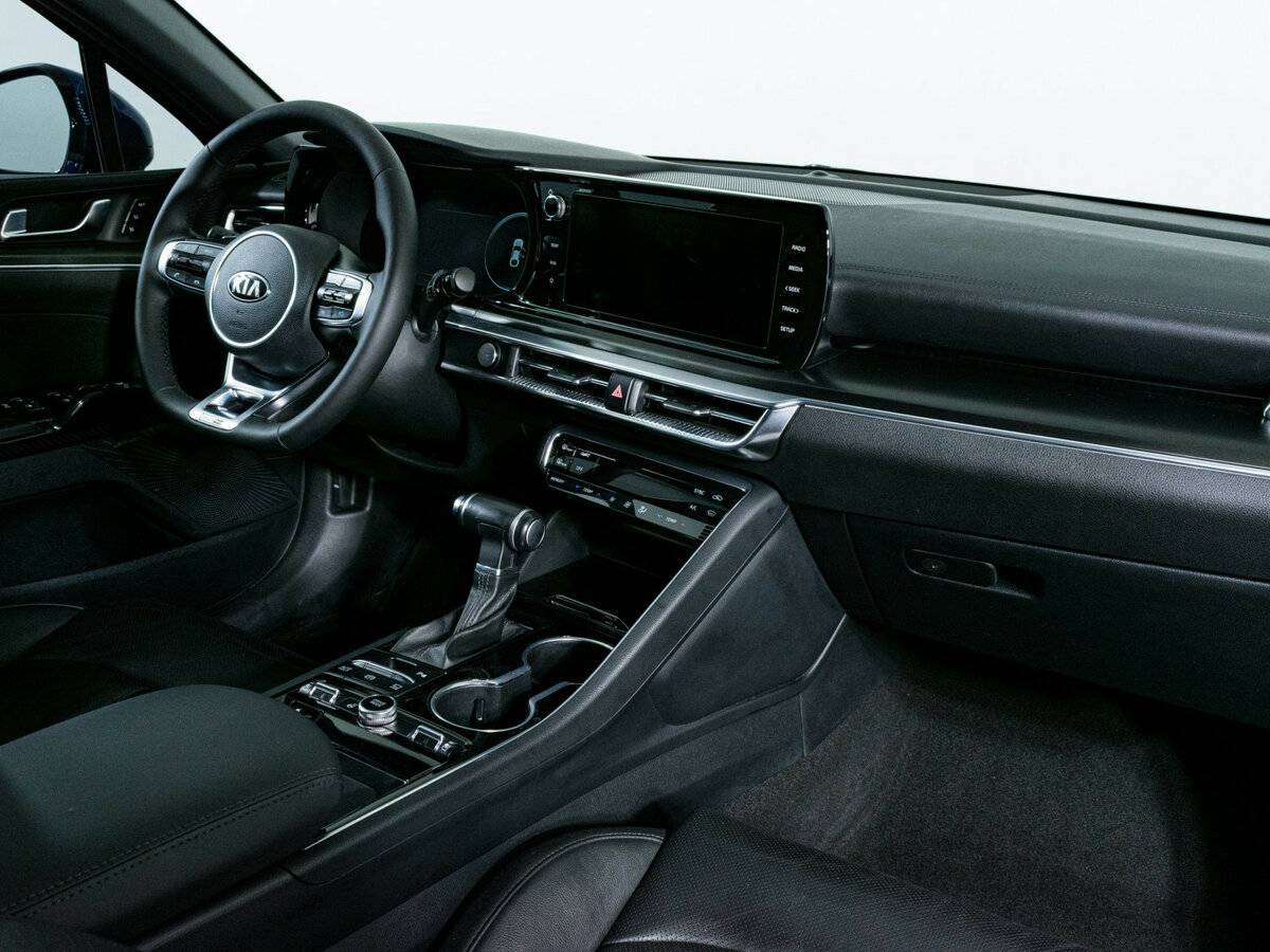 Купить Kia K5 с пробегом. Фото: #9