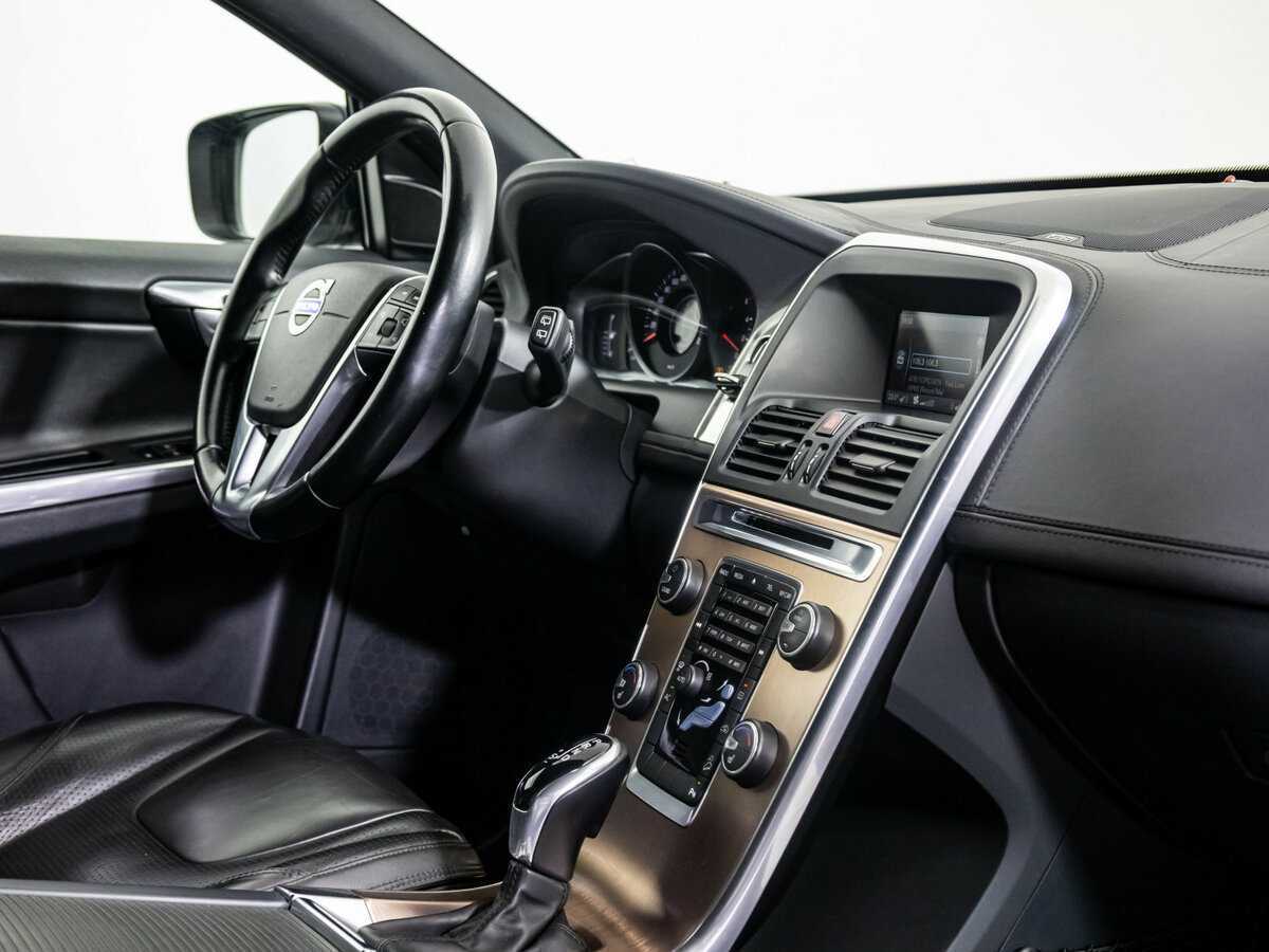 Купить Volvo XC60 с пробегом. Фото: #23