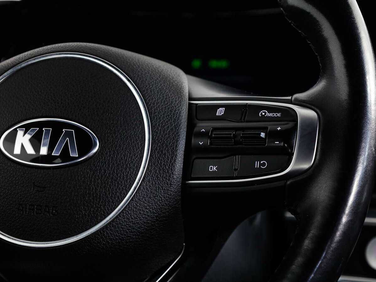 Купить Kia K5 с пробегом. Фото: #24