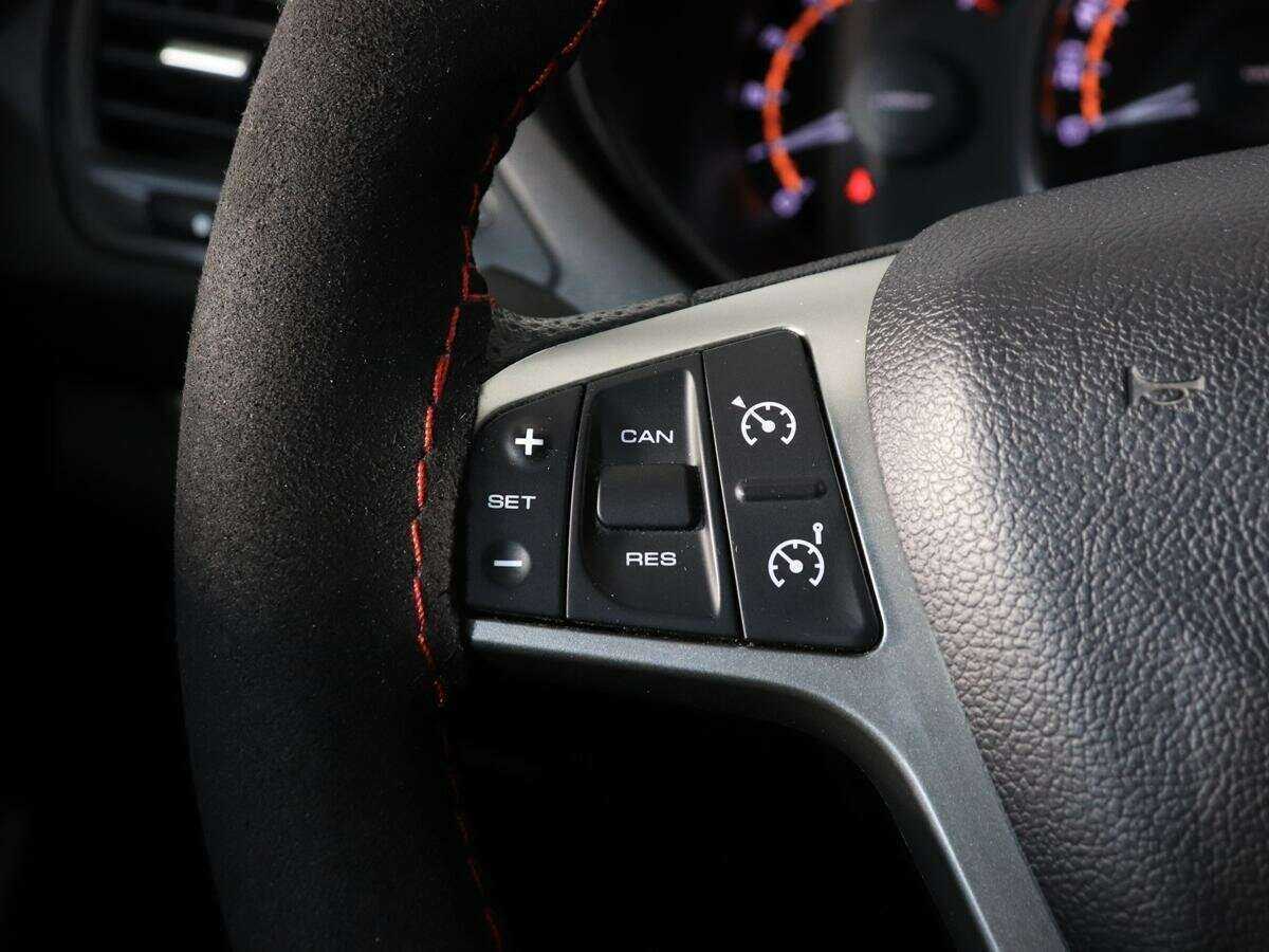 Купить Lada (ВАЗ) Vesta с пробегом. Фото: #14