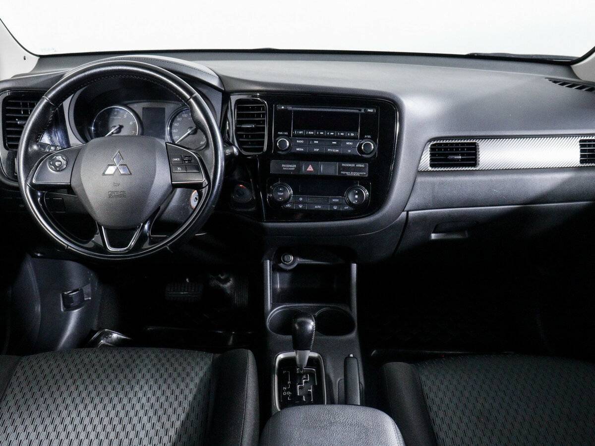 Купить Mitsubishi Outlander с пробегом. Фото: #8