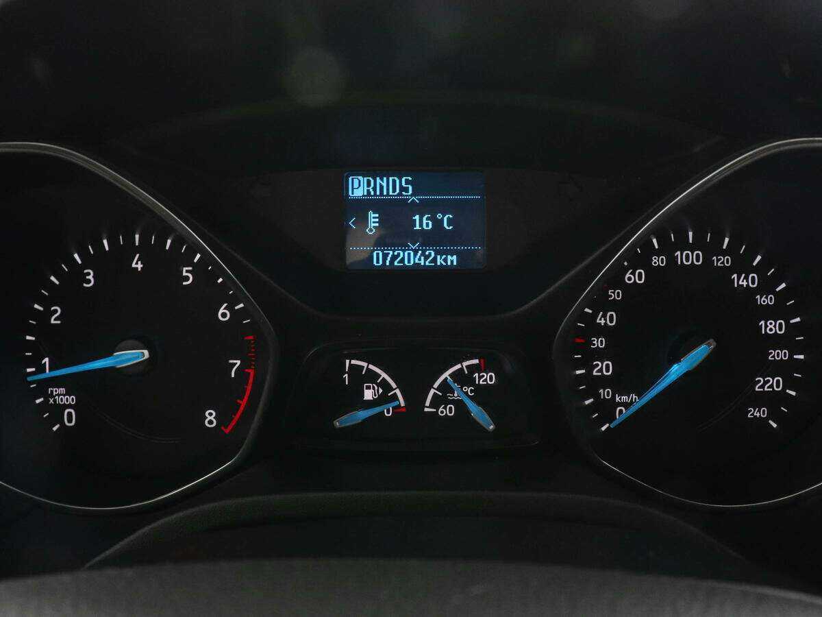 Купить Ford Focus с пробегом. Фото: #9