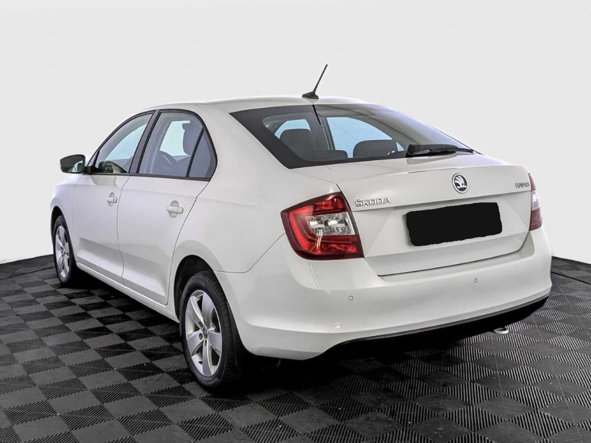 Купить Skoda Rapid с пробегом. Фото: #6