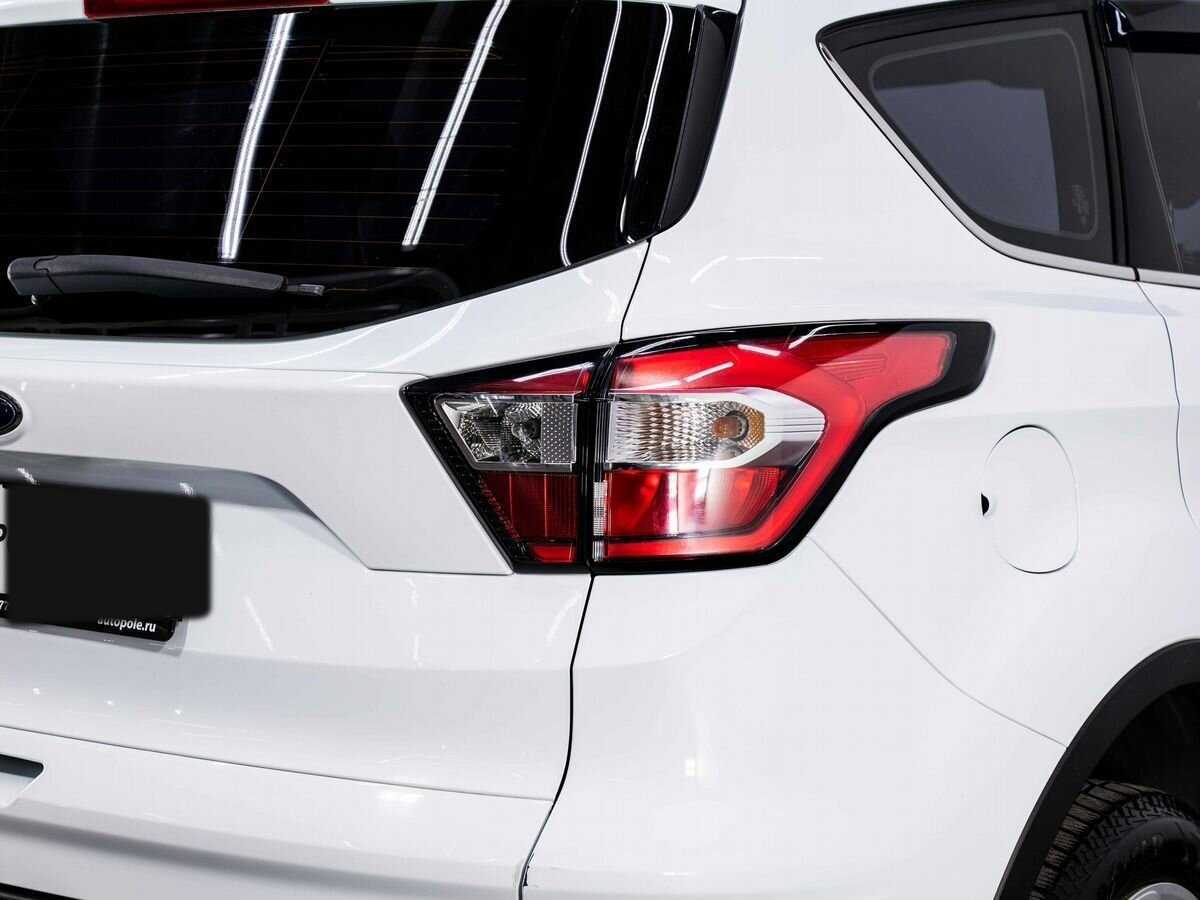 Купить Ford Kuga с пробегом. Фото: #27